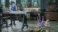 Still from A Series of Unfortunate Events S1E2