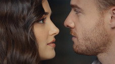 Still from Love Is In The Air S1E8