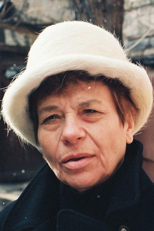 The Lady with the white hat