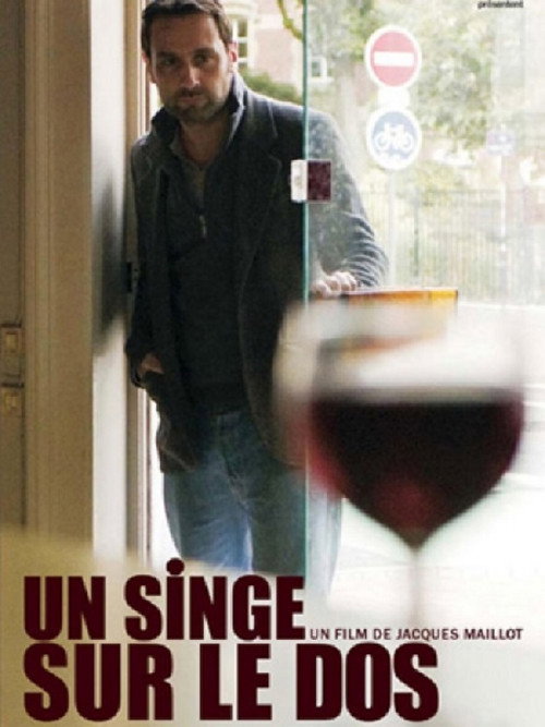Un singe sur le dos