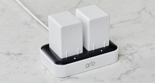 Arlo Dual Charging Station Certified Accessory - Charge up to Two Batteries, Works Rechargeable Batteries (VMA5400) XL Rechargeable Batteries (VMA5420) Only - VMA5400C — product image